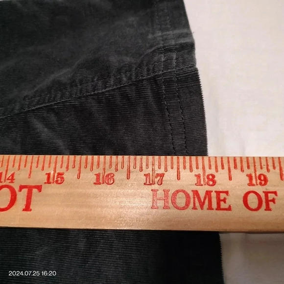 Athleta size 2 Gray Corduroy Skater Short Mini Skirt - Picture 8 of 10